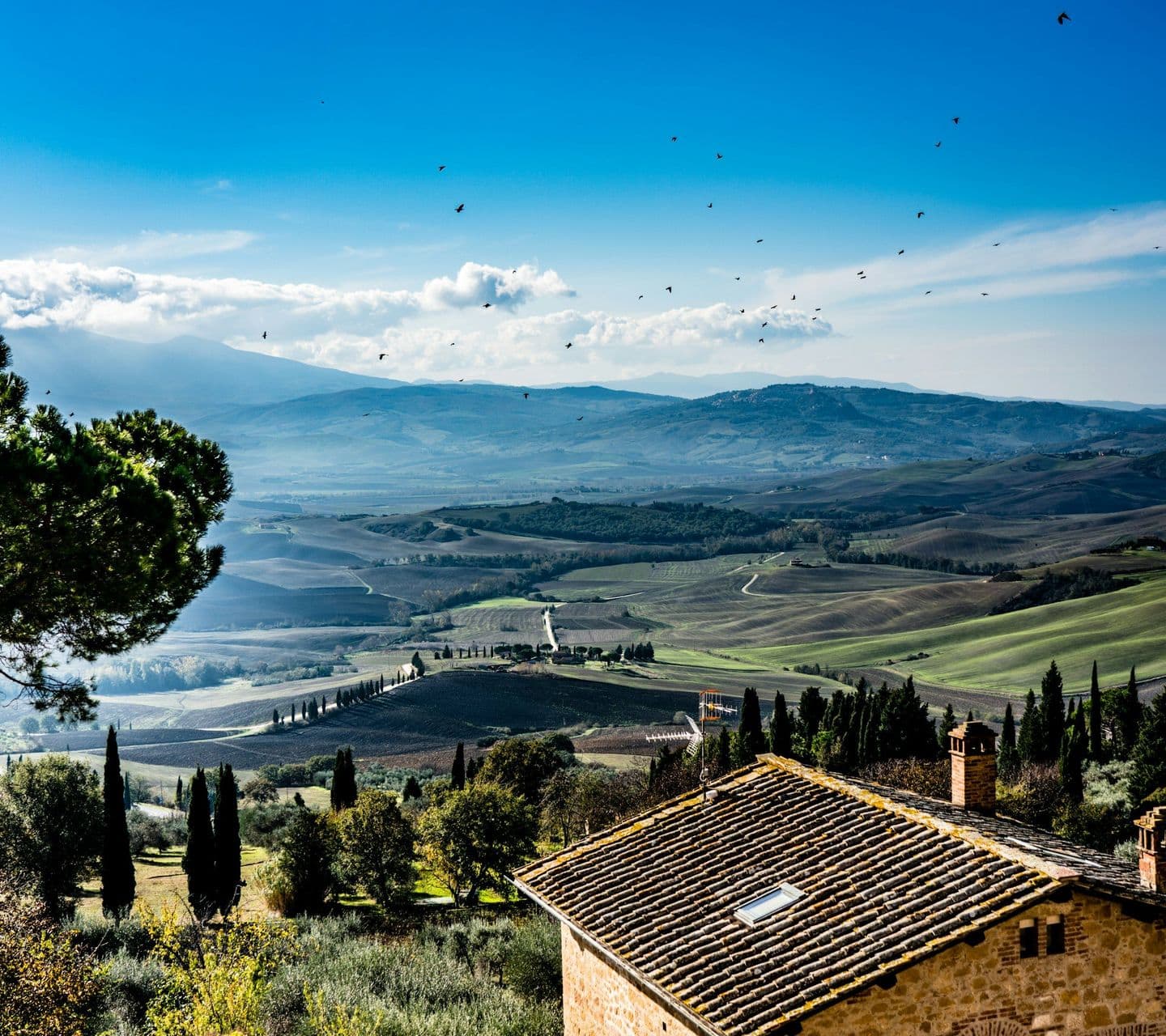 Veduta della Val d'Orcia dalle mura di Pienza