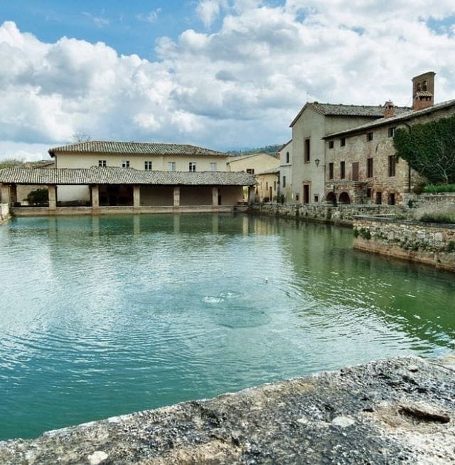 La vasca termale di Bagno Vignoni