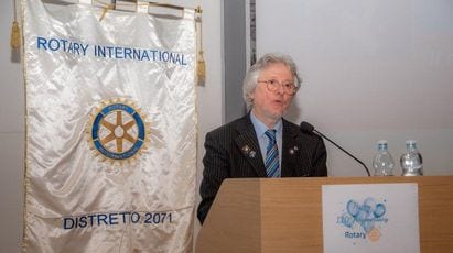 Il Governatore Pietro Belli durante un intervento